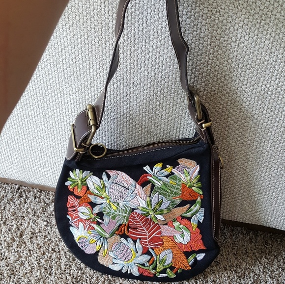 fendi bag shoulder strap